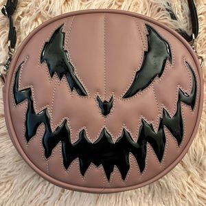 Love Pain & Stitches mauve/black pumpkin bag